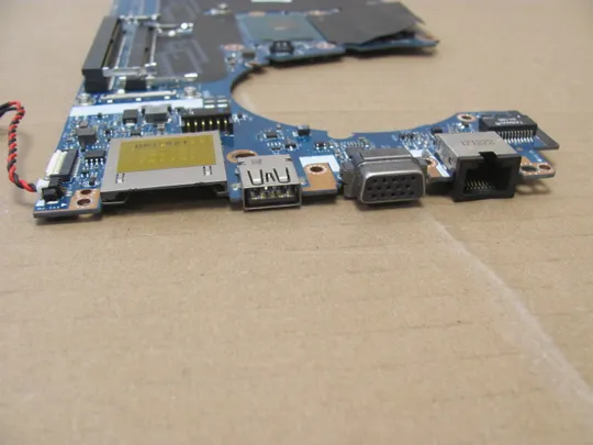 номер0966-4 материнська плата Mainboard Материнка Основна плата Системна плата Плата системи Laptop motherboard мамка  ноутбучна плата APW50 LA-C381P 848221-001 i7-6700HQ SR2FQ  для HP Zbook 15 G3 G4 оригінал Характеристики