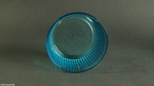 Ваза ємкість цукерниця стара радянська бірюзове блакитне кольорове скло Вживане Ф 12,1 см З аукціону
