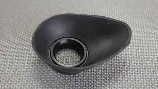 Наглазник резиновый универсальный с металлическим каркасом под SLR Nikon FE, FE2, FM, FM2, FA.. Ціна