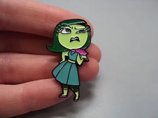 Значок пін мультфільм Головоломка Думками навиворіт Inside Out Відраза знак брошка №18488 Ціна