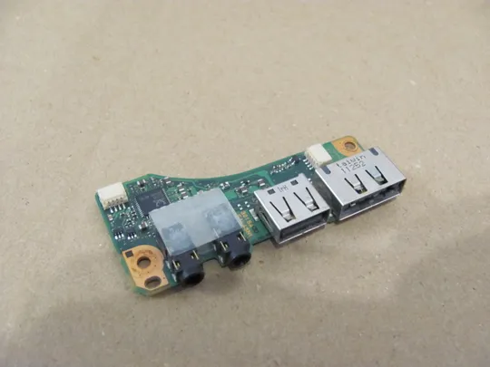 номер0241-10 Плата Audio, USB FAL4SN1 для   Toshiba Tecra R840  оригінал Ціна