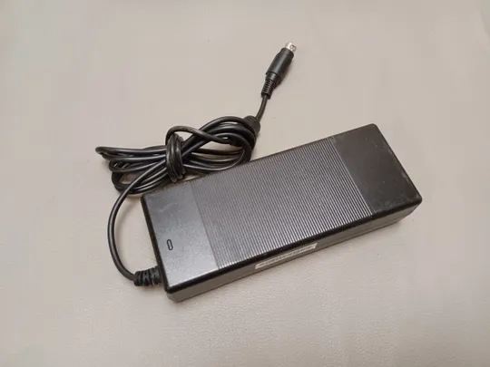 0642 адаптер живлення  FSP120-AFB 48V 2.5A  НІМЕЧЧИНА Де купити