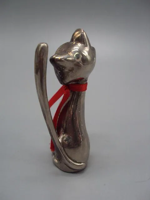 Фигура миниатюра статуэтка кот с бантиком металл Европа кошка с бантом высота 7,3 см №15044 Продаж