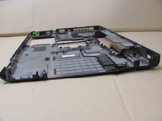 номер0208-3 Кришка, дно, піддон корпуса,Нижний корпус (дно) для ноутбука   Низ, дно, поддон,Нижняя часть 60.4QE01.003  для Lenovo Thinkpad W530, T530  оригінал На торгах