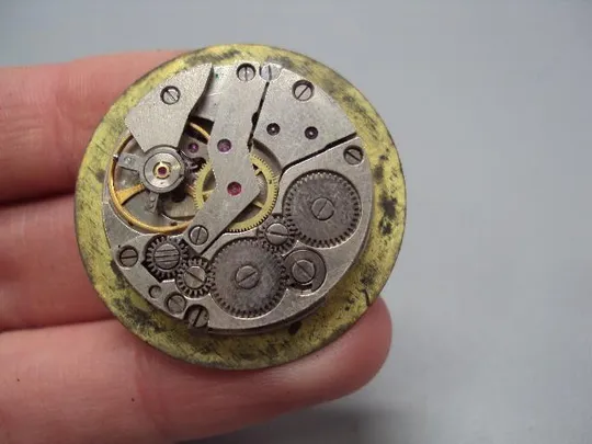 Механизм, циферблат и крышка наручные часы Слава 21 камень календарь ссср не на ходу №14649 Де купити