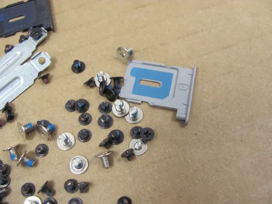 353-7 комплектуюче гвинти для Dell Latitude 5510 5511 5400 5401 5410 5411 Precision 3550 3551  оригінал З аукціону