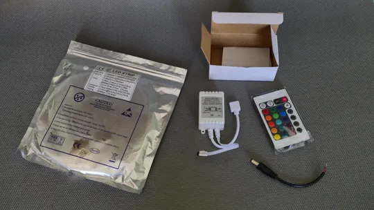 Купити Влагозащищенная светодиодная лента, LED 12V 14,5W/m 60LED/m 5m. с пультом управления *