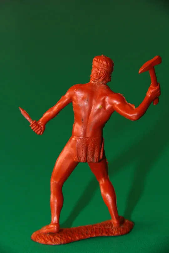 ІНДІАНЕЦЬ З НОЖОМ І ТОМАГАВКОМ индеец 70мм  AUBURN США М`ЯКА РЕЗИНА Продаж