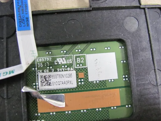 61-4 тачпад NBX0001KA00 8SST60N10295 для  Lenovo IdeaPad 320-17 320-17ISK 320-17IKB оригінал З аукціону