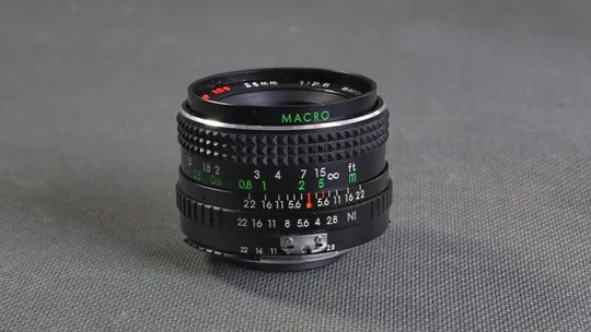 Об&#039;єктив широкоугольный Albinar ADG Macro 28mm/2.8 Ф52mm байонет Nikon Ai-s Вживане З аукціону