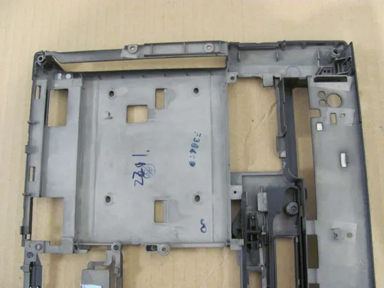 номер0109-1 Кришка дно піддон корпуса 6070B0606501 685997-001 для HP ELITEBOOK 8470P 8460P Оригінал Інтернет-аукціон