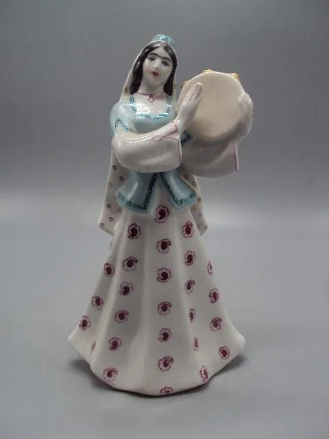 Фигура фарфор Киев девушка азербайджанка с бубном Восточный Азербайджанский танец 21 см №14072 Ціна