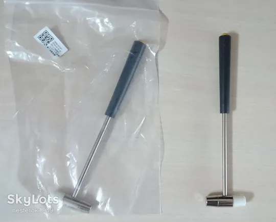 Молоток с двумя головками для ремонта часов З аукціону