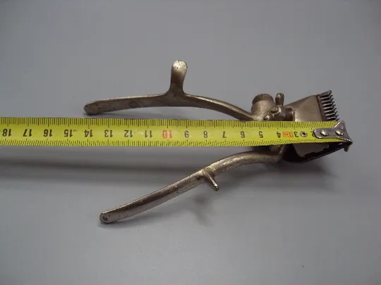 Машинка ручная для стрижки механическая ссср №18527МЯ З аукціону