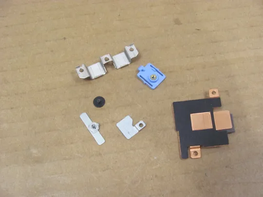 842-10 комплектуюче кріплення для Dell Precision 7550 M7550  7560 оригінал Ціна