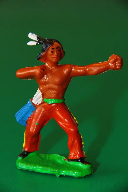 індіанець ГДР 102 ВЕЛИКЕ ДЕРЕВО Олександр Гейнер ЛЮКС Ціна