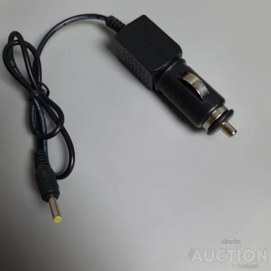 Купити Автомобільний зарядний пристрій постійного струму 12 в.