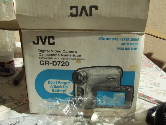 Видеокамера цифрова JVC CR-D720 Япония раз.12х11 см. в Україні