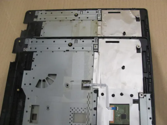 №4-11 Кришка панель палмрест та тачпад 13GNDO1AP072-1 для Asus F75A X75, X75A, X75V, F75V оригінал Інтернет-аукціон