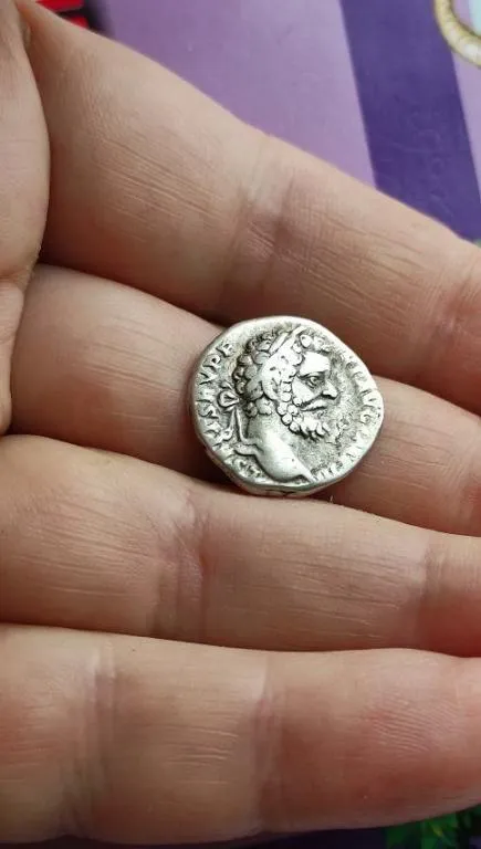 Купити Древнеримская монета Зевса Юпитера Культ Септимий Северус 193-211 гг. Серебряный денарий npt240