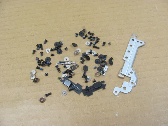 839-8 комплектуюче гвинти  для Dell Latitude 3550 L3550  оригінал Ціна