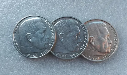 ☝️2 Марки 3 Рейх 1837г..1938г..1939г..(серебро) Ціна