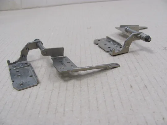 номер0105-6 петлі 13GN5610M070-1  для ASUS G74S G74 G74SX оригінал З аукціону