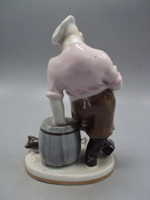 Фигура фарфор статуэтка ЛФЗ кот и повар басня Крылова высота 18 см №14097 Продаж