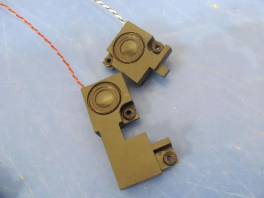 номер0029-15 динаміки для MEDION AKOYA P7632 DNS C17A E7223 E7226 E7227 оригінал З аукціону