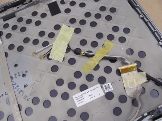 706-2 кришка матриці 0C5Y8R AM0LH000202 з петлями і шлейфом  для Dell Latitude E6530 оригінал в Україні