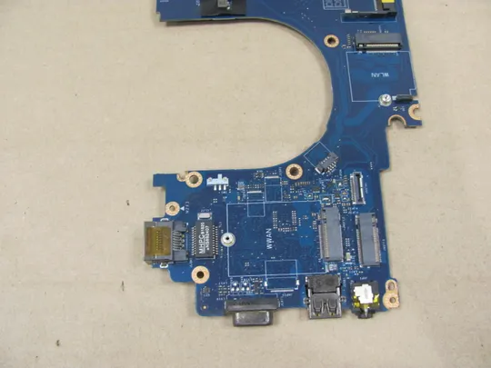 638-14 материнська плата SR33Z  i7-7600U  CDM70 LA-E081P  для  Dell Latitude E5480 оригінал Інтернет-аукціон