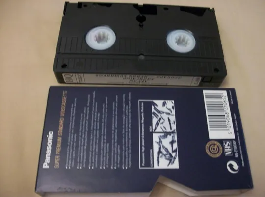 Видеокассета Panasonic . VHS . 180- мин. Фильм Акулы. Аллигатор. Леопард-принц хищников З аукціону