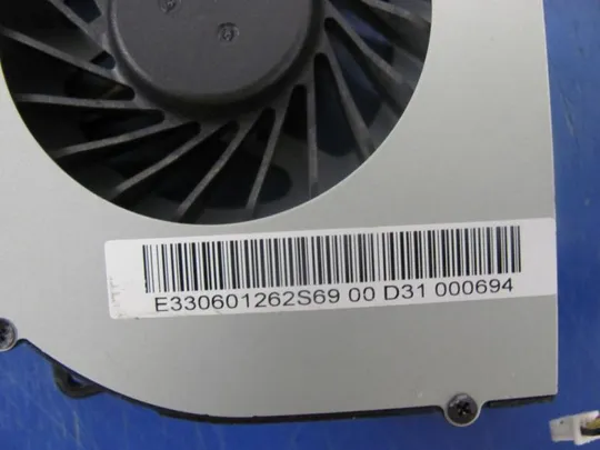 №298-22 кулер, FAN E330601262S69 для MSI MS-1758 CX70 GP70 оригінал З аукціону