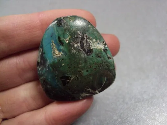 Камень хризоколл для ювелирных изделий вес 12,64 г размер 10 х 37 х 33 х 30 мм №13288 Характеристики