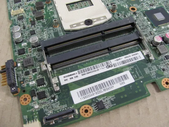 386-33 материнська плата РОБОЧА DA0BM5MB8D0  SR17E для   Lenovo IdeaPad B5400 M5400   оригінал Характеристики