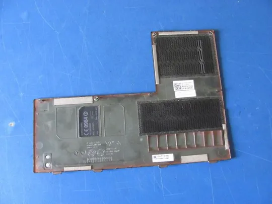 номер0084-8 Сервісна кришка 0W939J для DELL STUDIO 1555 1557 1558 корпус панель доступу кришка доступу service cover оригинал Де купити