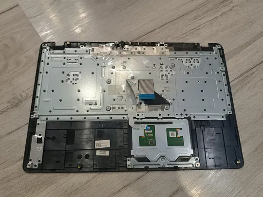 Купити Верхня частина корпуса (топкейс) з тачпадом та клавіатурою Acer Aspire ES1-523 ES1-532 ES1-533 ES1-572