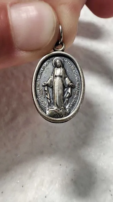 Кулон медальон Ціна