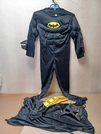 фото, маскарадний костюм Бетмена (ящик 27)