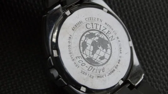 CITIZEN Eco-Drive 100м.цельнолитая нержавейка белый циферблат model: F810-S005345 HST Де купити