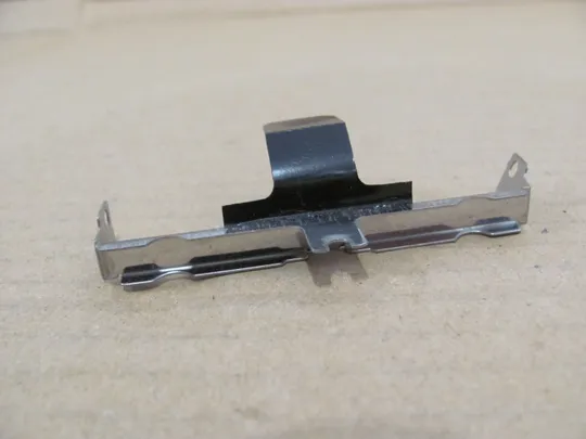 номер0232-19  кріплення, шахта, корзина HDD AM0GL000600 для   Lenovo Y450  оригінал З аукціону