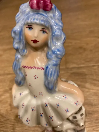 фото, Антикварна порцелянова статуетка Мальвіна