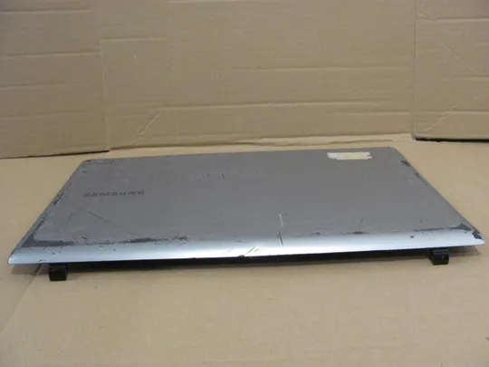 407-3  Кришка  матриці AP0RW000222 для  Samsung NP350 NP350E7C  оригінал Інтернет-аукціон