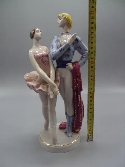 Купити Фигура фарфор статуэтка Киев балет дуэт Ромео и Джульетта балетная пара высота 29,8 см №221
