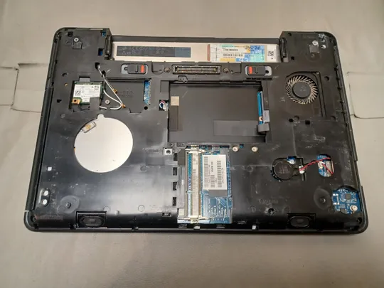 1232 DELL  LATITUDE E5440  core I3-4030U НІМЕЧЧИНА Інтернет-аукціон