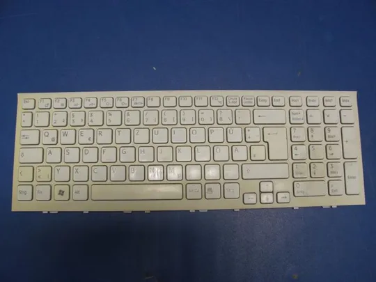 №11-1 клавіатура робоча AEHK1G00020 для SONY VAIO PCG-61611M оригінал Ціна