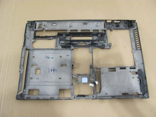Купити номер0109-1 Кришка дно піддон корпуса 6070B0606501 685997-001 для HP ELITEBOOK 8470P 8460P Оригінал