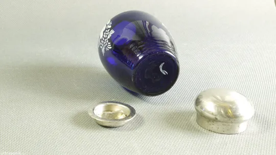 Чайниця банка для чаю синя кобальтова радянське скло Вживане в Україні