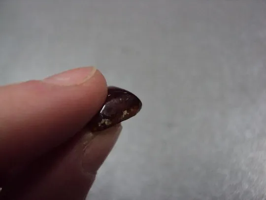 Камень квадратный оранжево-коричневый для ювелирных изделий вес 0,99 г размер 5 х 11 х 11 мм №13258 Інтернет-аукціон