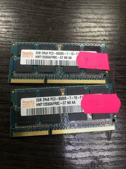 фото, 007 Ноутбучная память DDR3 Hynix 4GB 2+2 8500S 7-10-f1